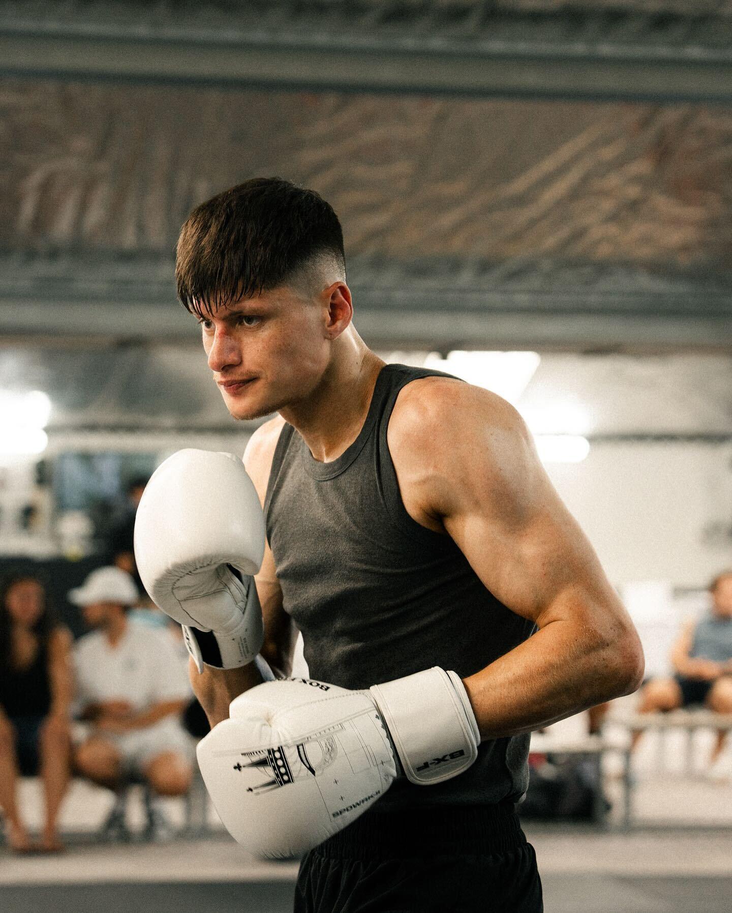 Pikiao Tairua-Bracken Pro Kickboxer & Boxer